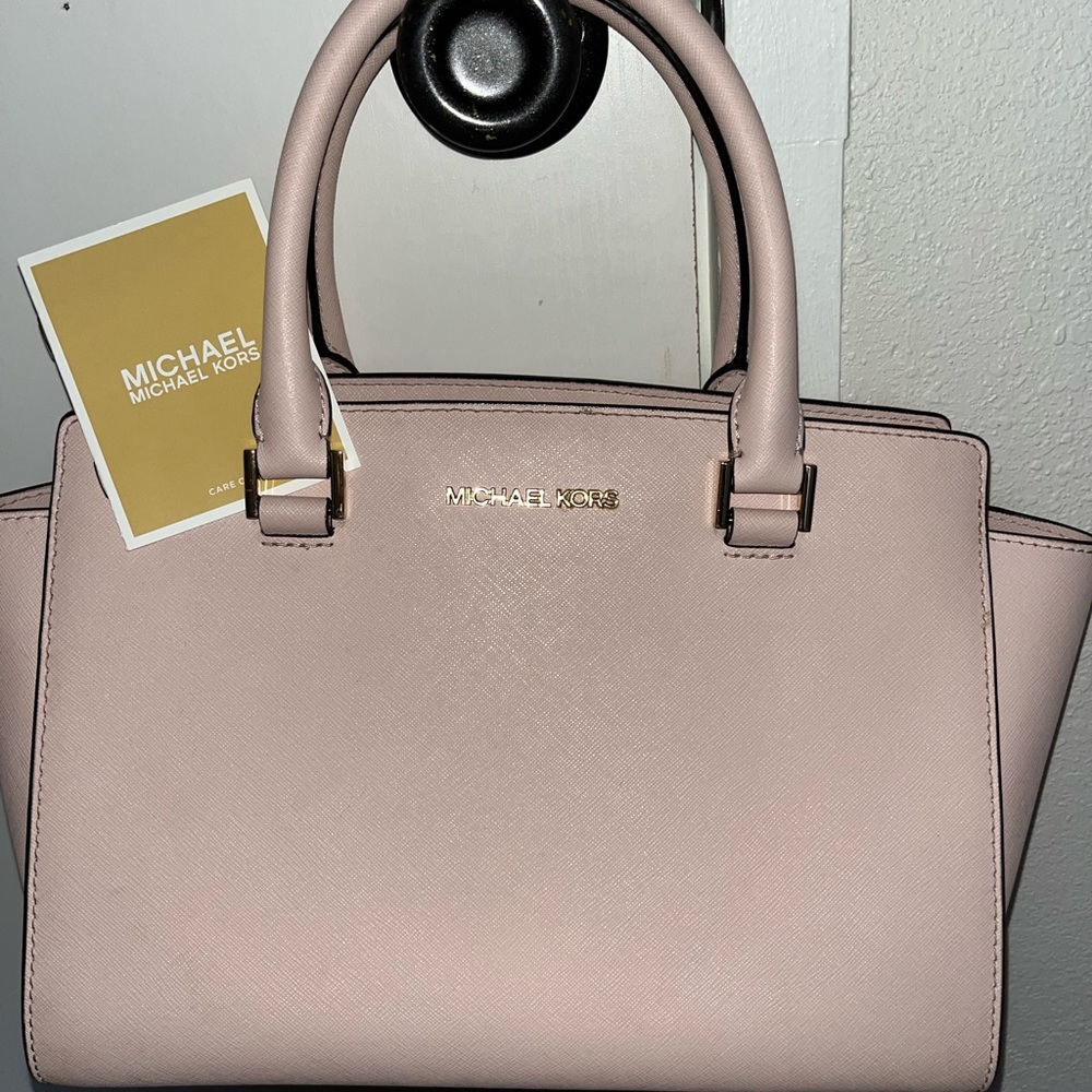 Michael Kors purse